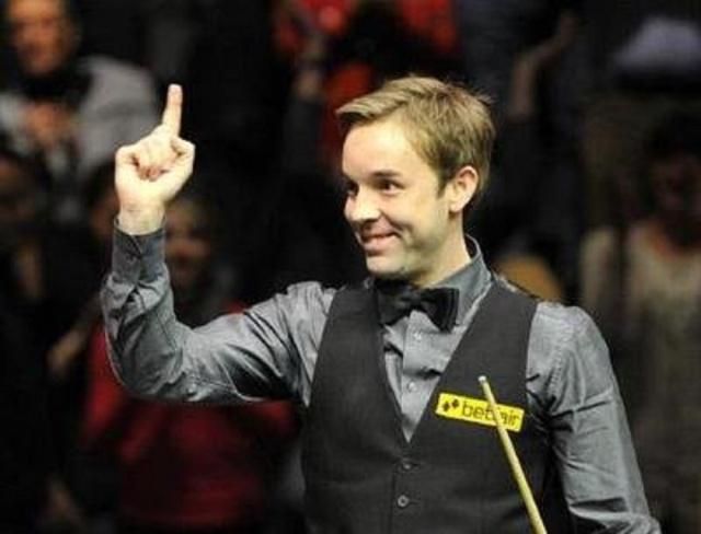 样星光熠熠 样星光熠熠