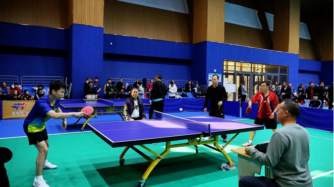 璨的星辰纷 璨的星辰纷